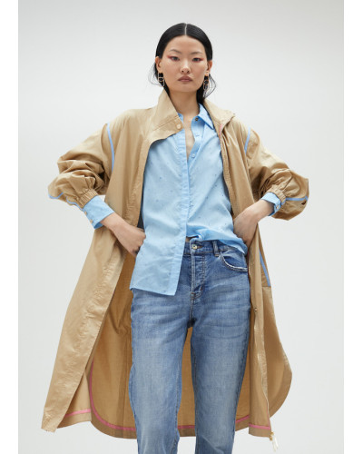 TRENCH BEIGE AVEC EMPIÈCEMENTS