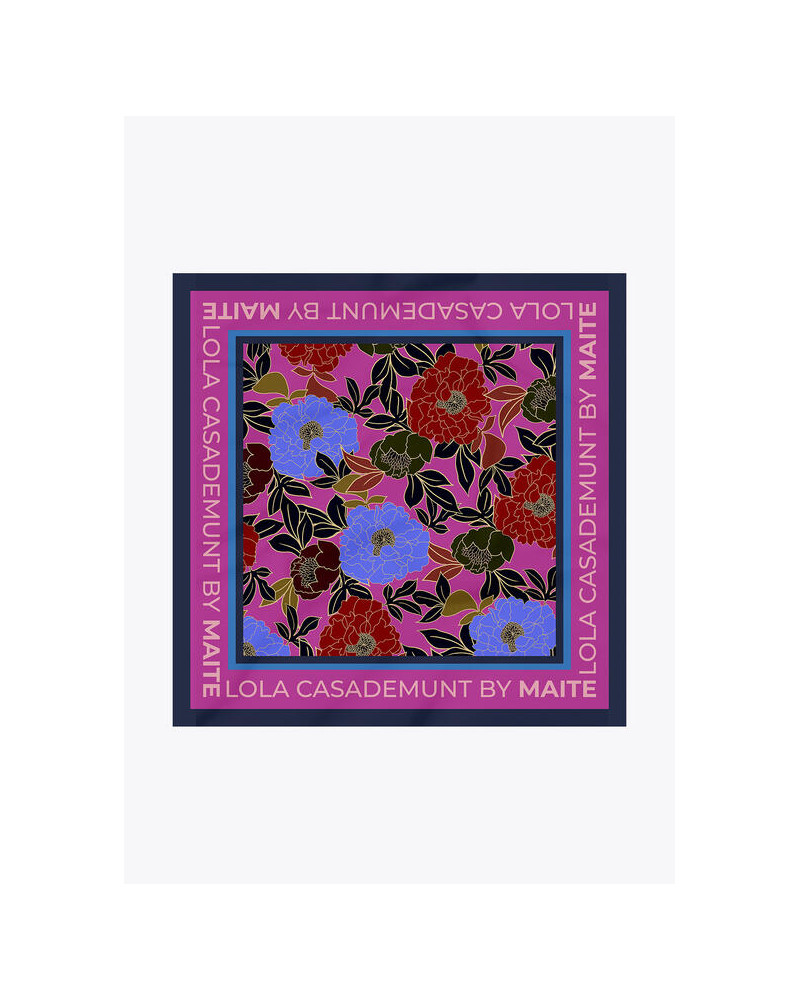 FOULARD À MOTIF IMPRIMÉ FLORAL