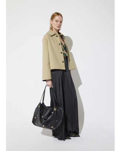 Trench court bicolore avec clous